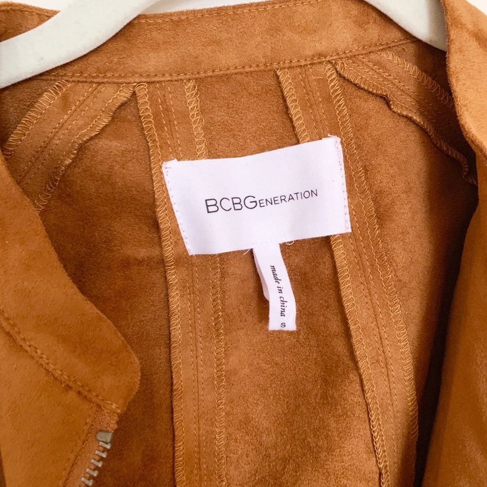 ⚡️⬇️⚡️BCBGeneration Suede Crop Jacket - Picture 6 of 6